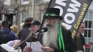 Spotlight; 100 people gather in Truro and Call for a Devolved Parliament.