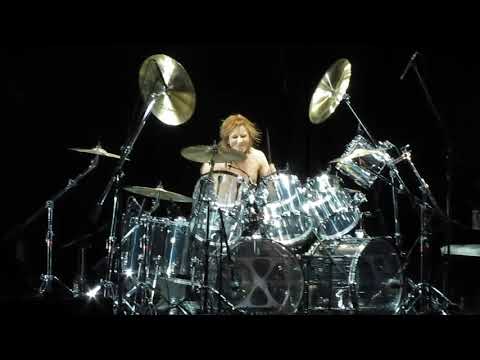 X JAPAN 2011 World Tour Live In HK ~ YOSHIKI Drum Solo