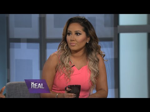 Видео: Adrienne Bailon Reacts To Ex-boyfriend Rob Kardashian Engagement