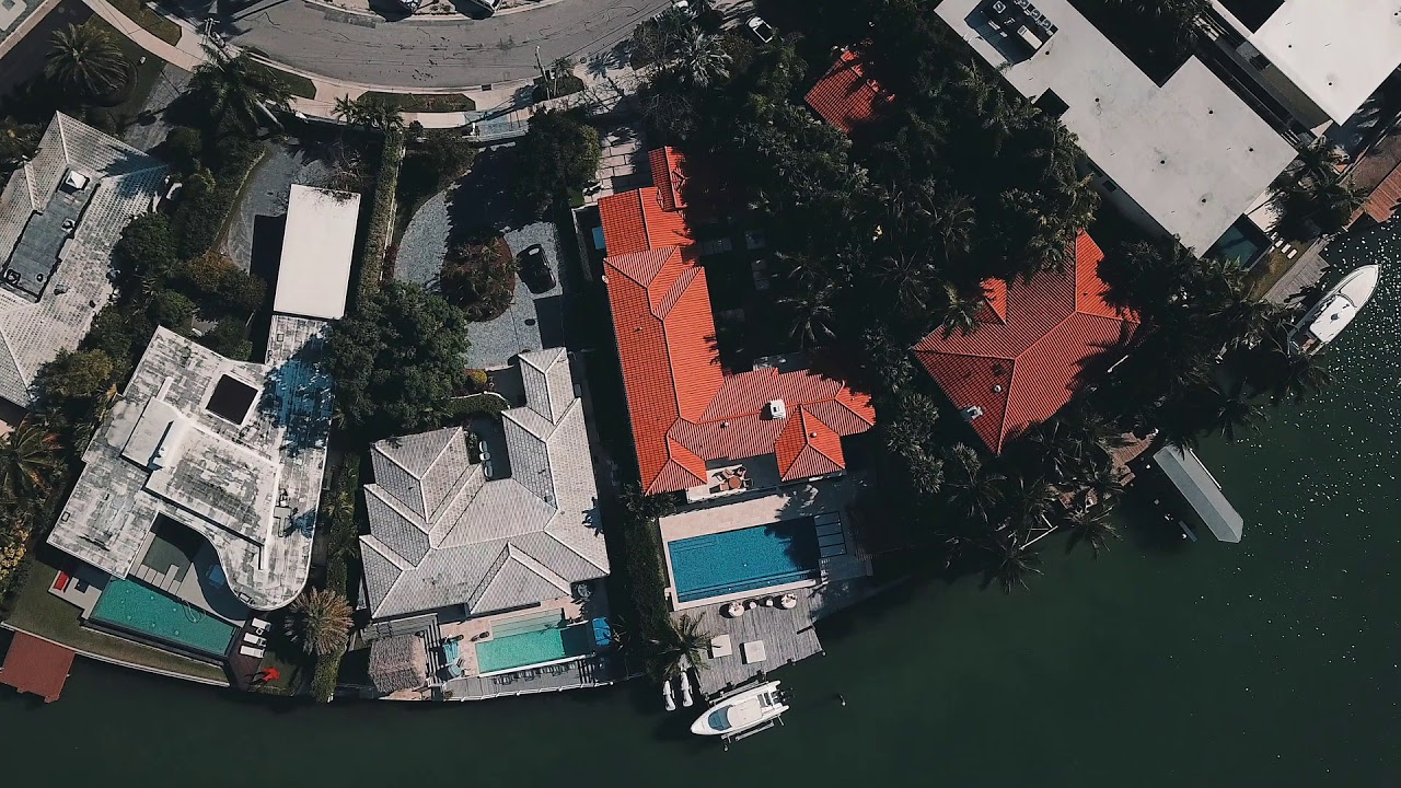 Island Waterfront Rental 820 W Dilido Drive, Miami Beach