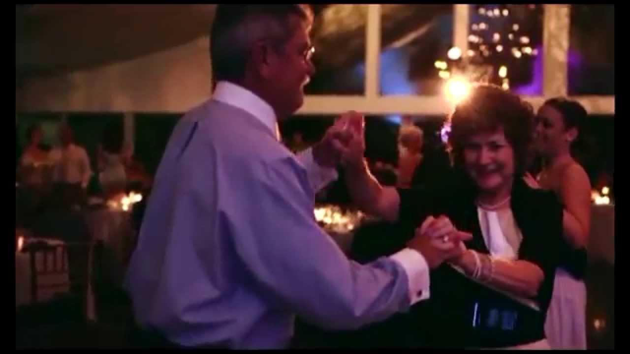 Philadelphia Wedding DJ's: Megan + Bill - Upscale-Fun Wedding Events via Philly Star DJ's