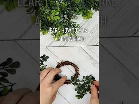 Mini Wreath DIY