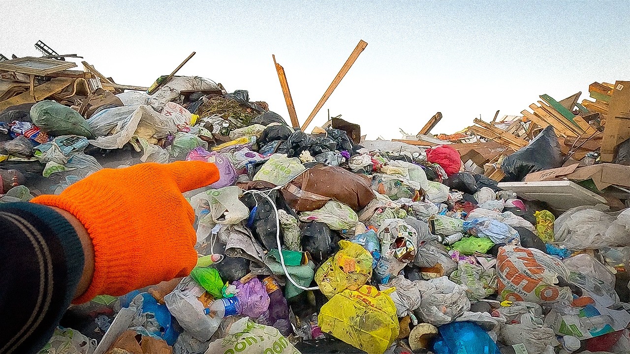 You're Throwing Away MONEY! See What I Found at the Dump in the Trash