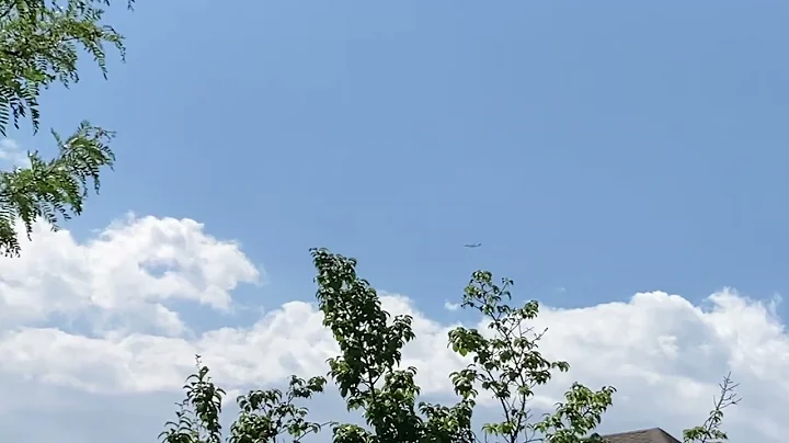 [Mega rare] Samaritan’s Purse Douglas DC-8-72CF (N782SP) departing YYZ to GSO