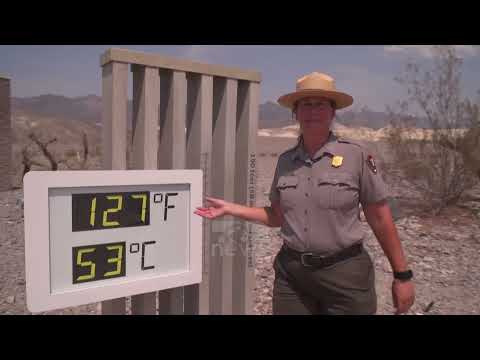 Video: Qytet Blu Në Shkretëtirën E Kalifornisë