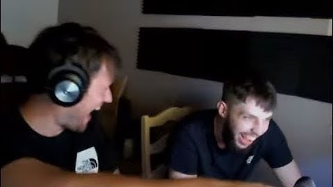 Держи Дверь и Бзден встретили хейтеров в РАСТ RUST