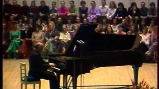 Sviatoslav Richter plays Debussy L'isle joyeuse - video 1976