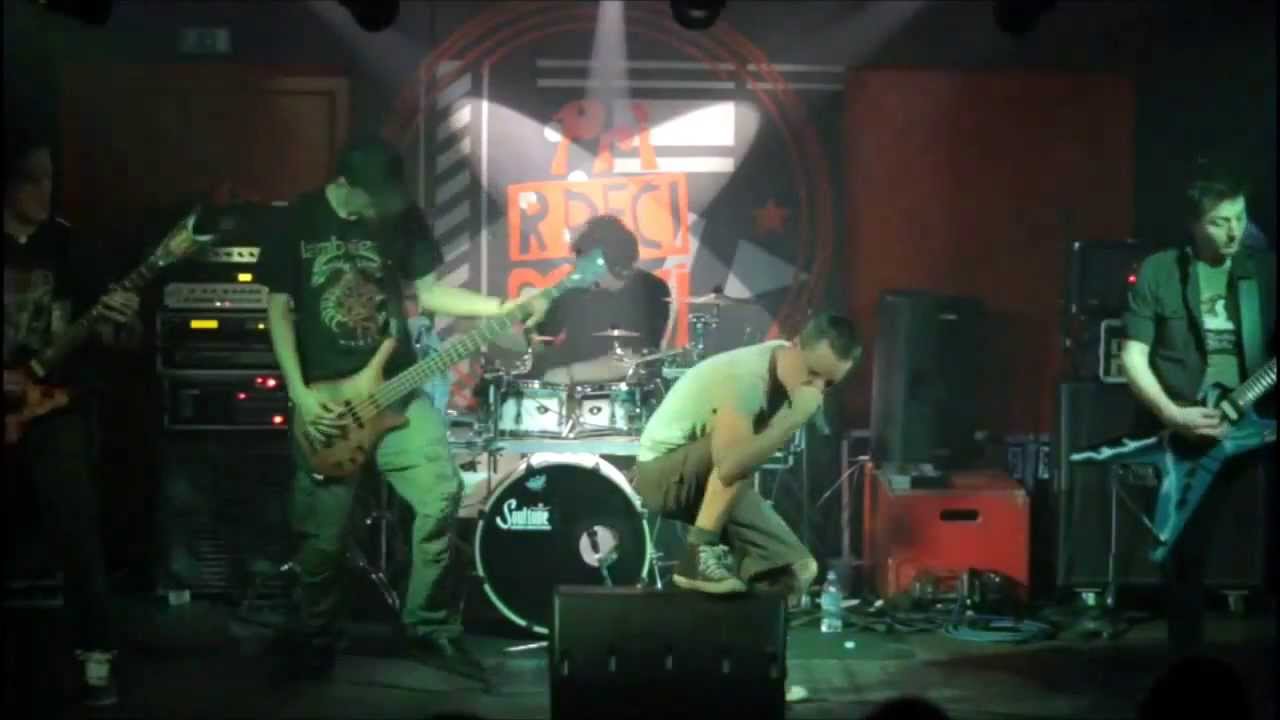 Heretic - Devil's throat (live at Rdeča Ostriga)