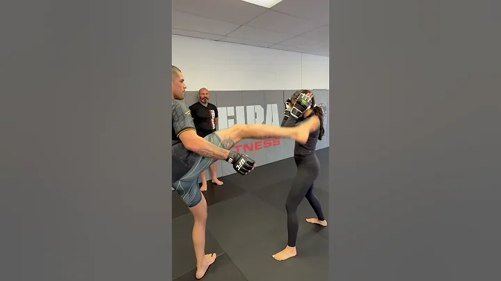 Alex Pereira teaches Nina Drama how to kick LMAO #shorts #ufc #mma