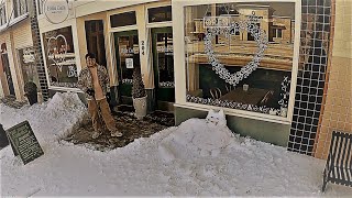 SHOVELING SNOW in Gainesville, TX w/BIG TEX Amputee Cyclist Aaron Smith & Businesses on 1/28/2026