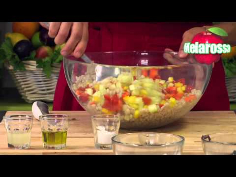 Video: Insalata Leggera Con Orzo E Peperoni