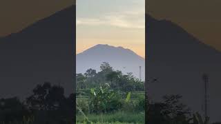Download Lagu Puncak Gunung Agung dari desa Celuk sukawati bali #dangdut #djremix #bali #lagu #gunung #baliescape MP3 Download Lagu Puncak Gunung Agung dari desa Celuk sukawati bali #dangdut #djremix #bali #lagu #gunung #baliescape MP3