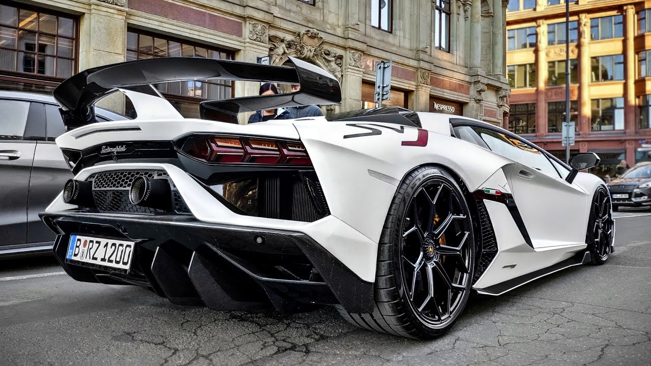 13 Lamborghini Svj Gif