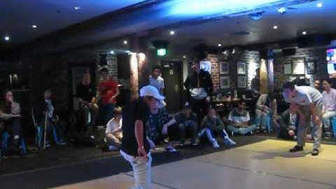 Koh vs Keanu - Top 8  - Charlene