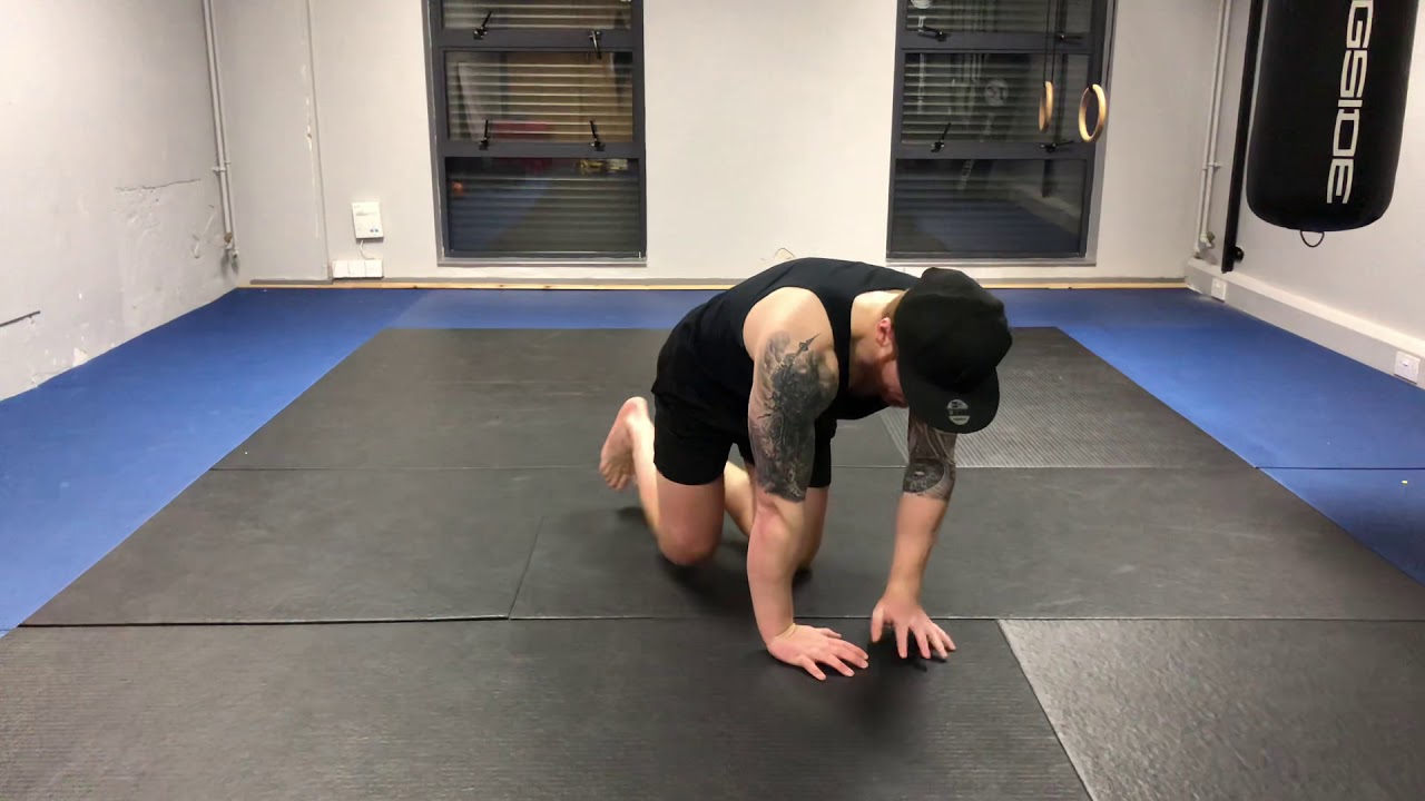 Wrist Extension Rocks (Wrist Mobilty) - YouTube