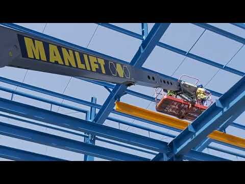 المان ليفت 4 هما ليه شخصين فقط فالمان ليفت وليس ثلاثة