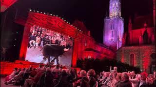 Oh no! Spanish bull attacks André Rieu at Vrijthof Maastricht live concert 2024