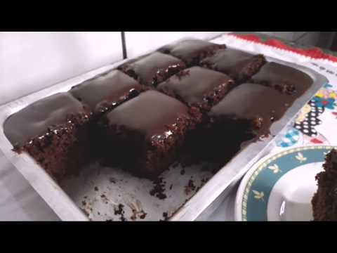 Vídeo: Como Fazer Bolo De Cativeiro De Chocolate