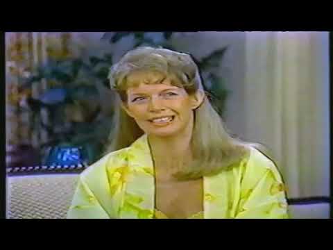 MAMAS FAMILY BLOOPERS.mp4