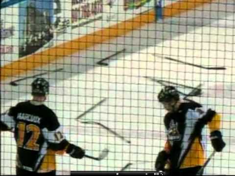 Utah Grizzlies Coach Kevin Colley gets tossed from...