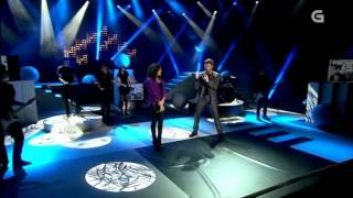 Video thumbnail of "Lucía Pérez e Segio Zearreta - Corpiño xeitoso - Heicho cantar queridiña 05-05-12"