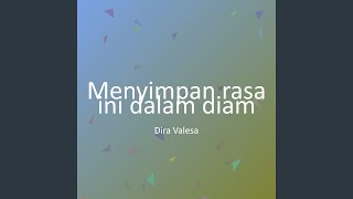 Menyimpan rasa ini dalam diam