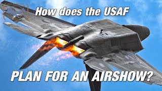 How does the U.S. Air Force plan a display at an airshow?