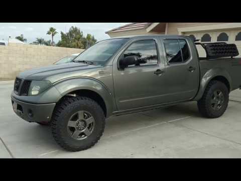 nissan-frontier-and-jeeps-off-road
