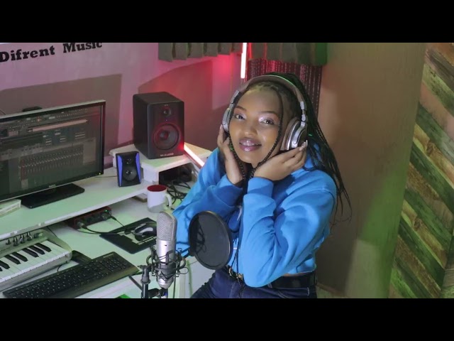 Lucky Dube - Remember me (Cover by Keshi) class=