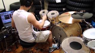 Double stroke roll (hand/foot)
