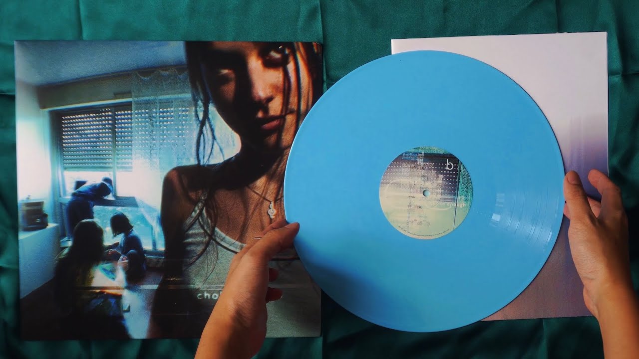 Oklou - Choke Enough Urban Outfitters baby blue vinyl EP.485 - YouTube