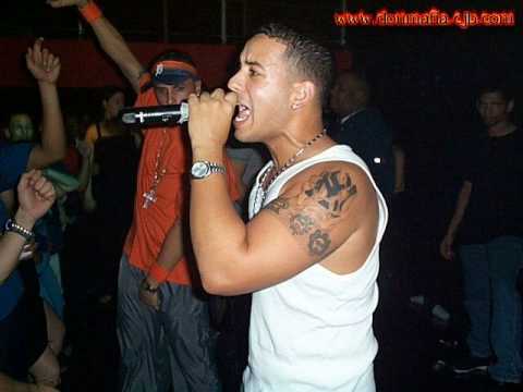 Daddy Yankee (Mas Problemas NUEVA)- Talento de Barrio Mundial - YouTube.