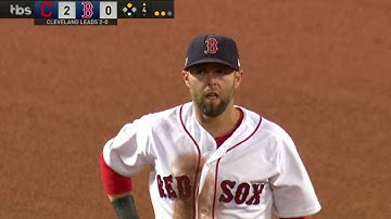 CLE@BOS Gm3: Pedroia makes an outstanding diving stop
