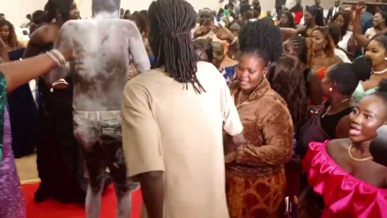 RAPPER HOT DOG  PERFORMING TUK  MING  IN KENYA 