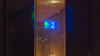 Jackson Lift @ The British Library, London
