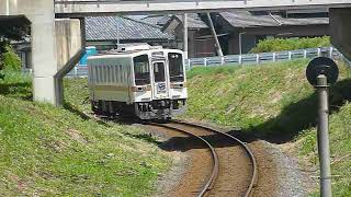 [警笛あり]ひたちなか海浜鉄道 キハ11形(元・JR東海車) 平磯駅付近通過