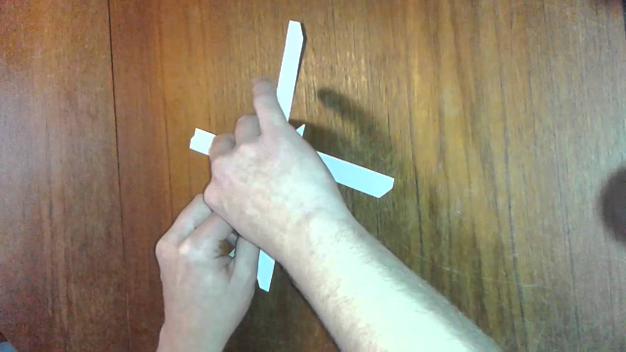 Make your own paper star for Christmas decoration