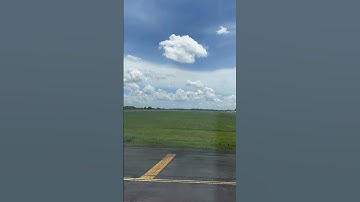 IPHONE 14 PRO: LANDING PLANE WINDOW TIME LAPSE - No Copyright (Free to Use and Download) #timelapse
