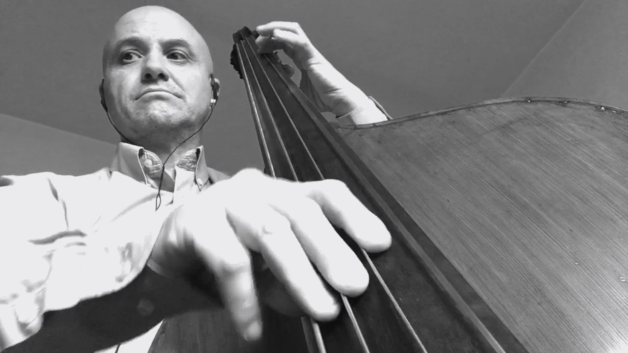 Isfahan Medium Bass Line Play Along Backing Track