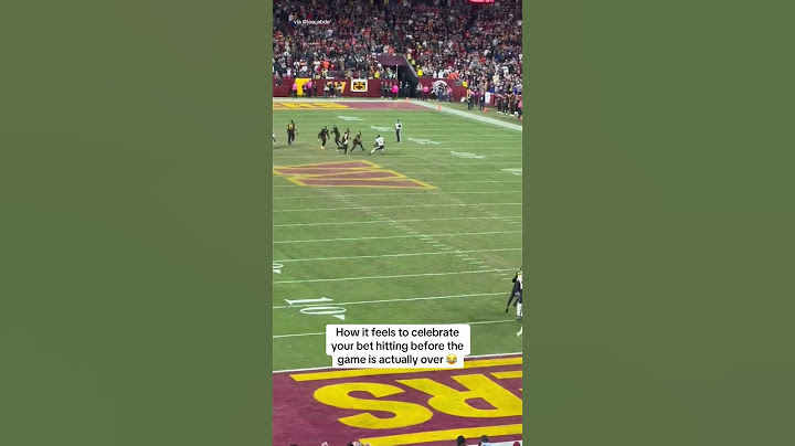 Tyrique Stevenson might’ve been celebrating a little early 🥶 #nfl #tyriquestevenson #bears