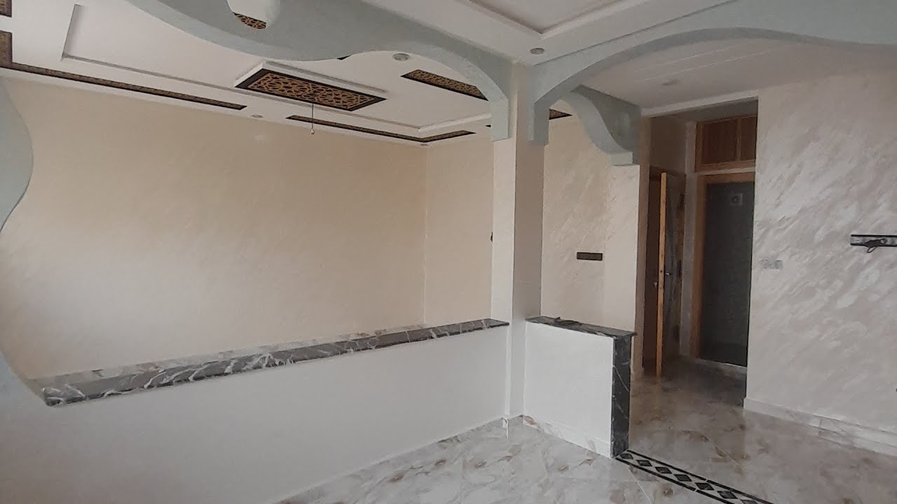 شقة محفظة للبيع حي بنصفار قرب ثانوية لالى للتواصل 0663356289