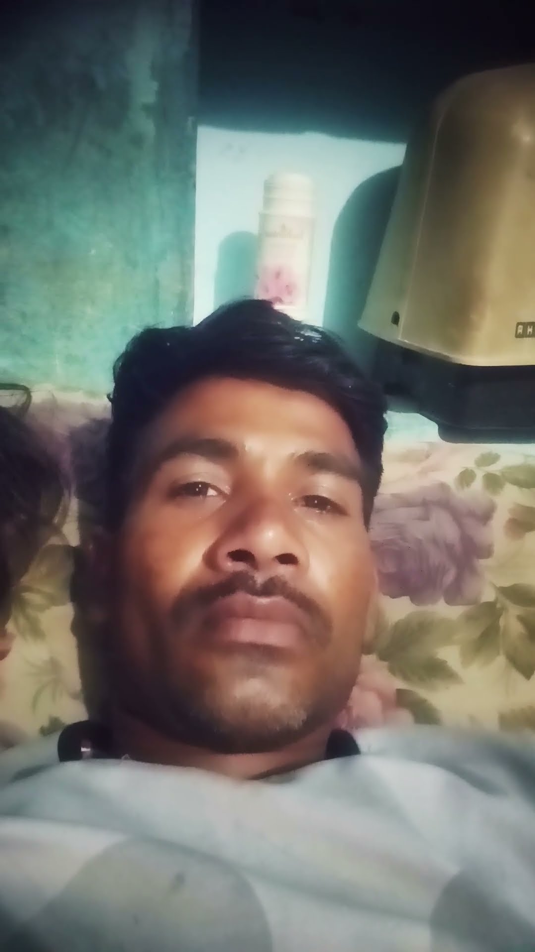 💔 हार्ट ब्रेक स्टेटस - ShareChat