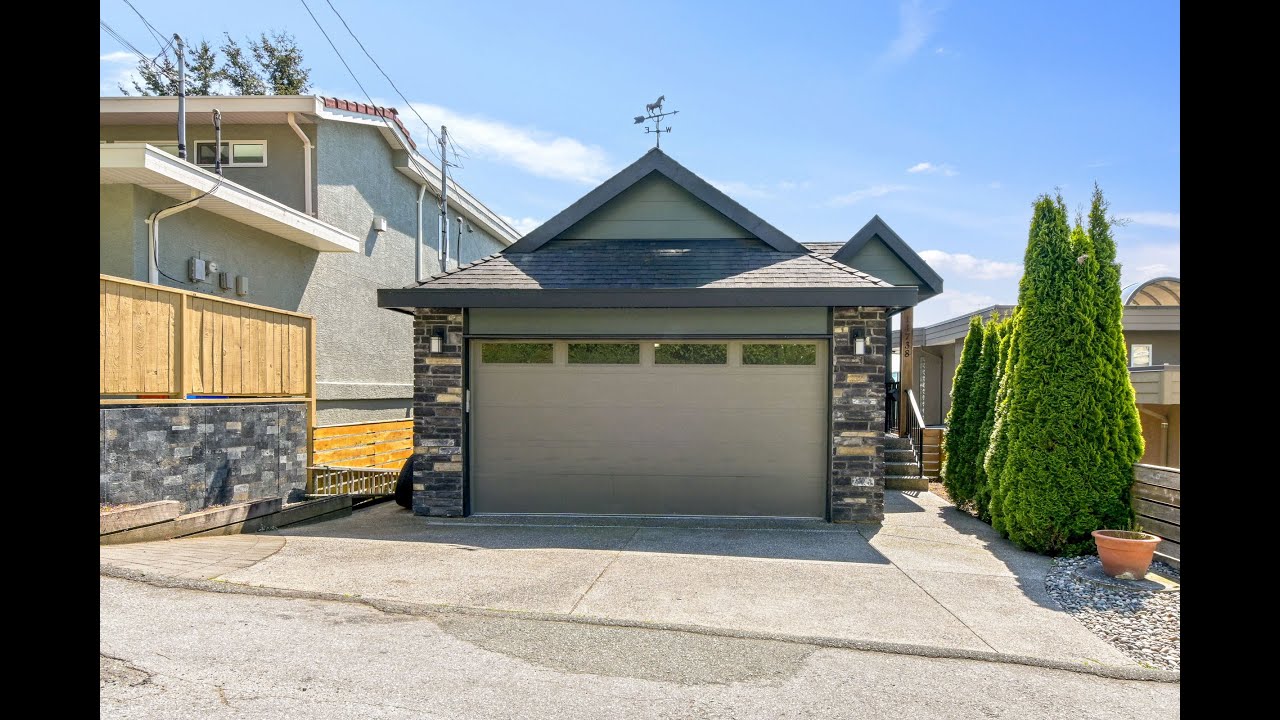 Obejrzyj For Sale:14738 McDonald Ave White Rock MLS#R2997589 - Karen Conyers Senior Vice President Sales PREC w YouTube Obejrzyj For Sale:14738 McDonald Ave White Rock MLS#R2997589 - Karen Conyers Senior Vice President Sales PREC w YouTube