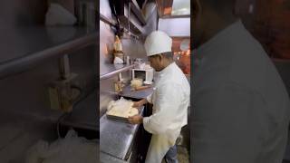 Garlic Naan in Japan #streetfood #japan #food