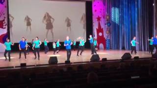 Участник коллектива жестовой песни Hear&Deaf и другие коллективы (Песня Непохожие) Участник коллектива жестовой песни Hear&Deaf и другие коллективы (Песня Непохожие)
