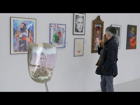 Fabero acoge una muestra de 126 artistas con trabajos inspirados en David Bowie