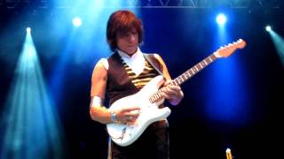 Video thumbnail of "Jeff Beck - Over the rainbow - Gothenburg 2011-06-18"