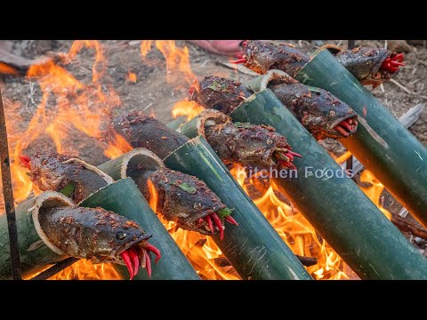 roast-spicy-channa-striata-fish-in-bamboo---style-cooking-yummy-foods-recipe-in-village