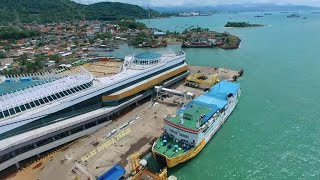 SELALU ADA RINDU UNTUKMU MENYEBRANG DI PELABUHAN MERAK-BAKAUHENI