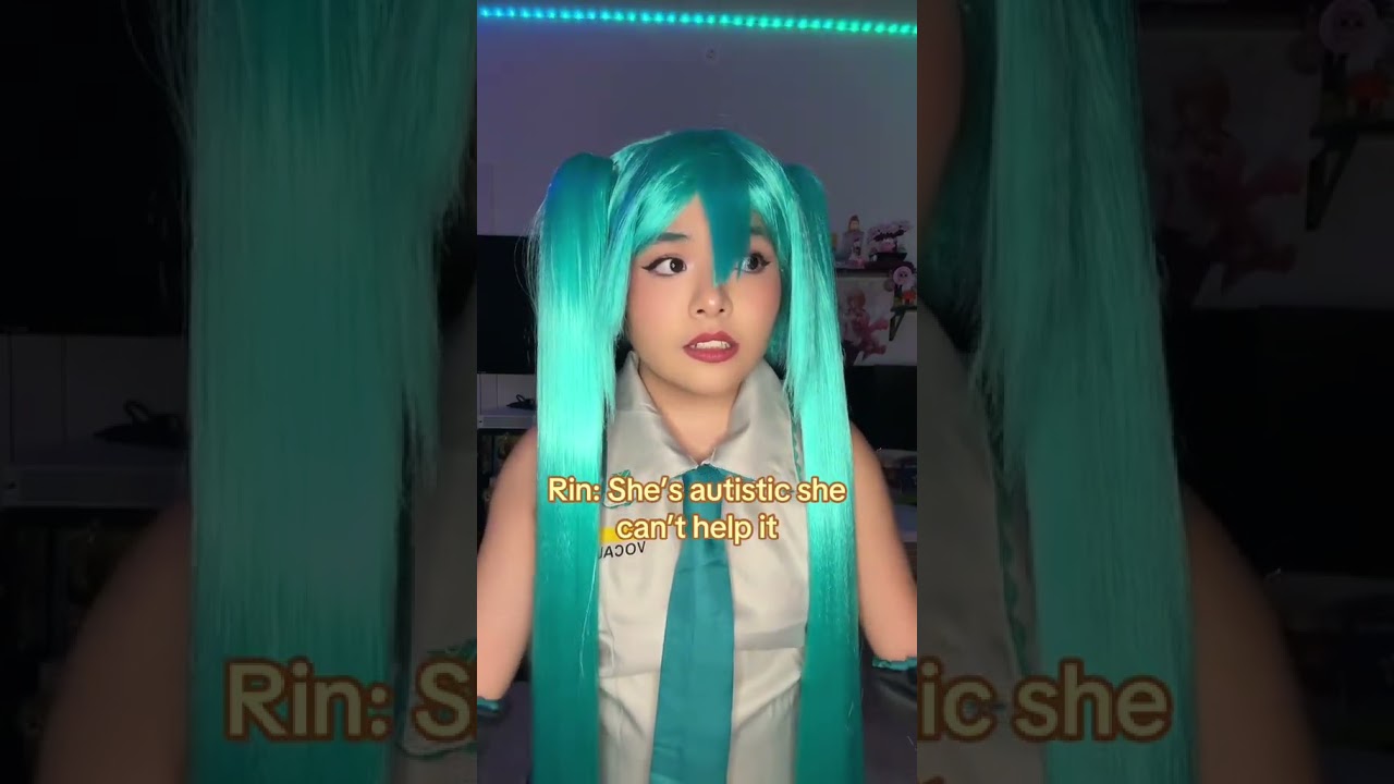 Uhh #miku #hatsunemiku #cosplay #anime #weeb #cosplayer #vocoloid #mikumikudance